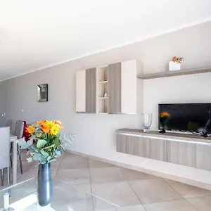 Apartament Le Midi 8 By Estates, Cannes