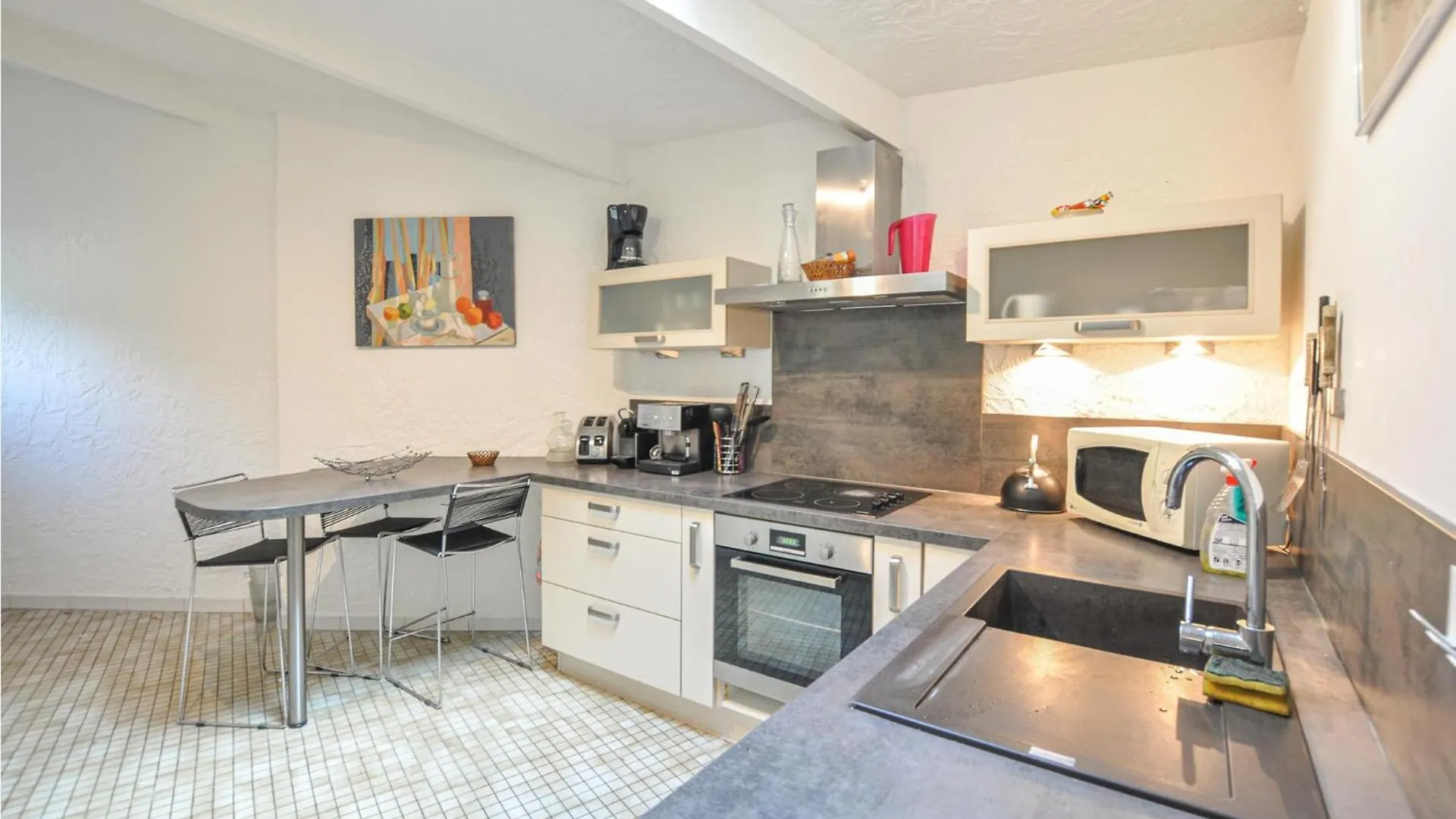Holiday home Beautiful Home In Cannes With Kitchen
