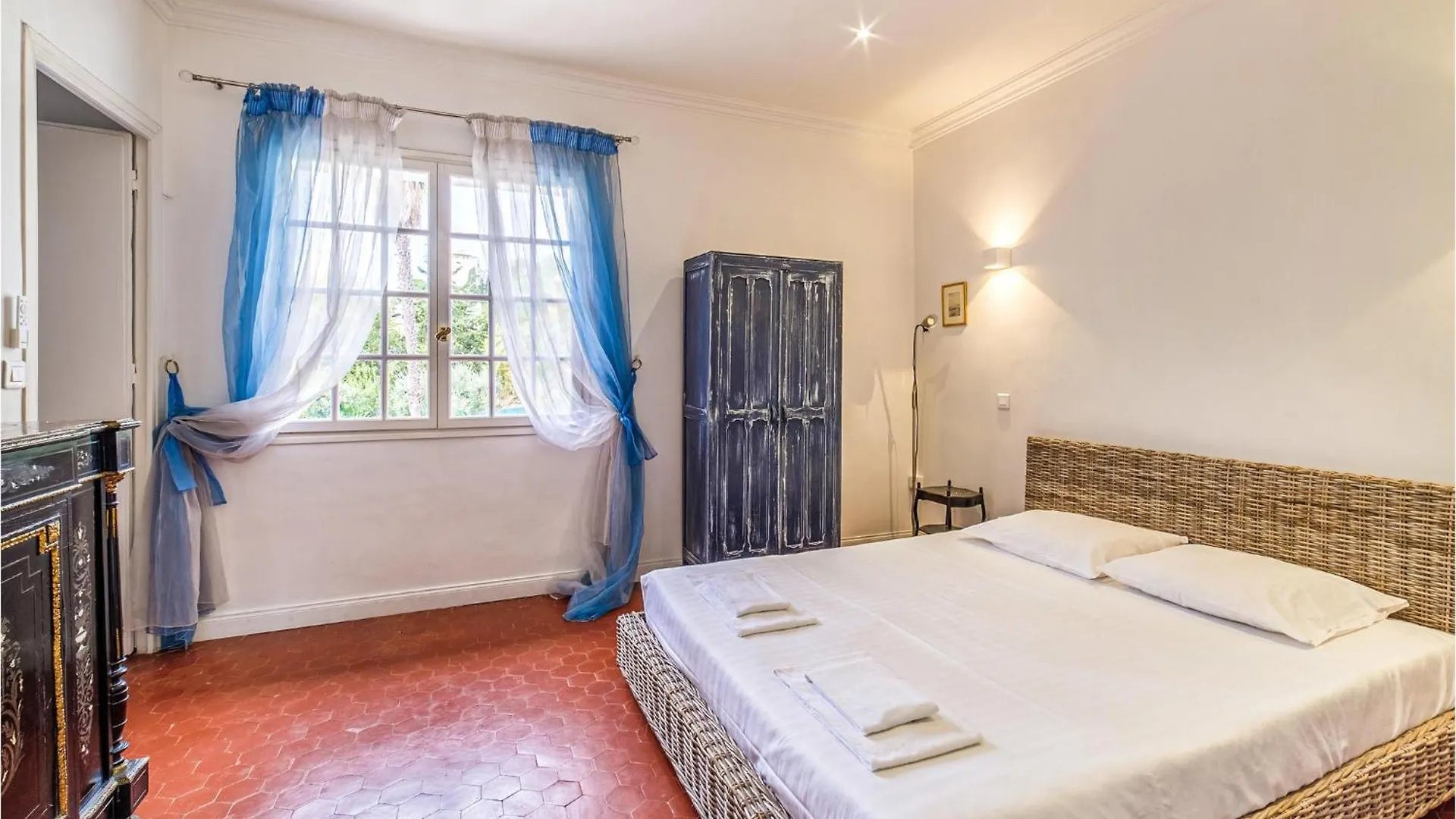 Holiday home Beautiful Home In Cannes With Kitchen France