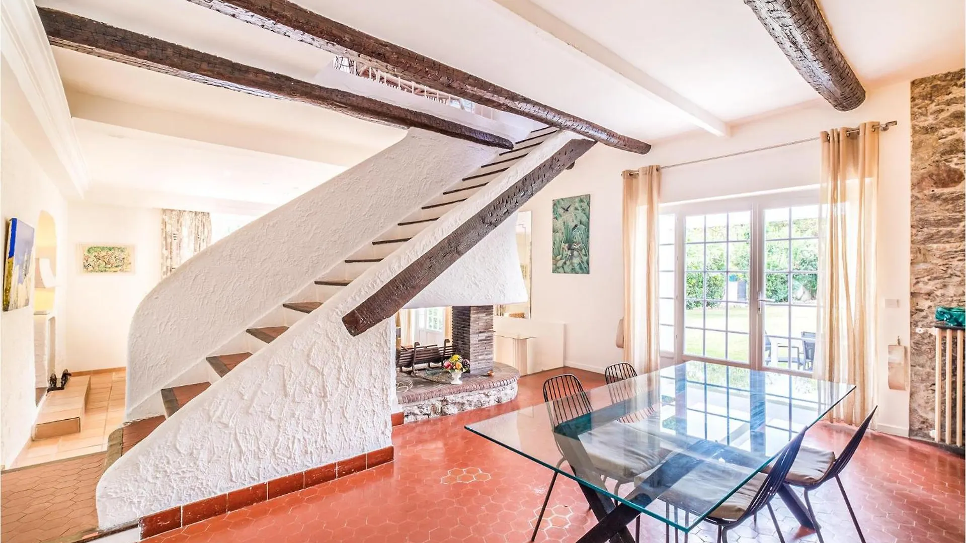 Holiday home Beautiful Home In Cannes With Kitchen